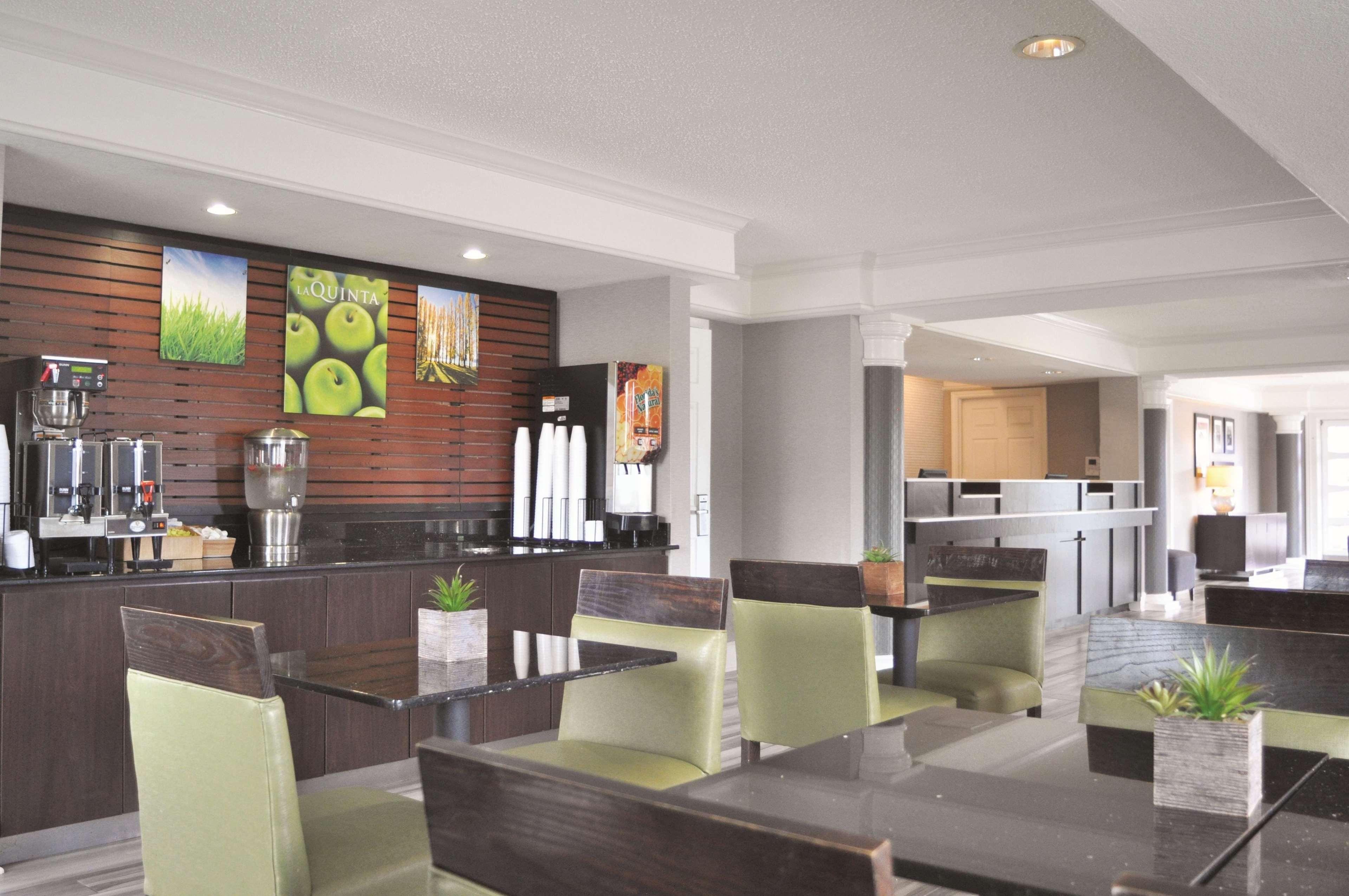 La Quinta Inn By Wyndham Dallas Uptown Dış mekan fotoğraf