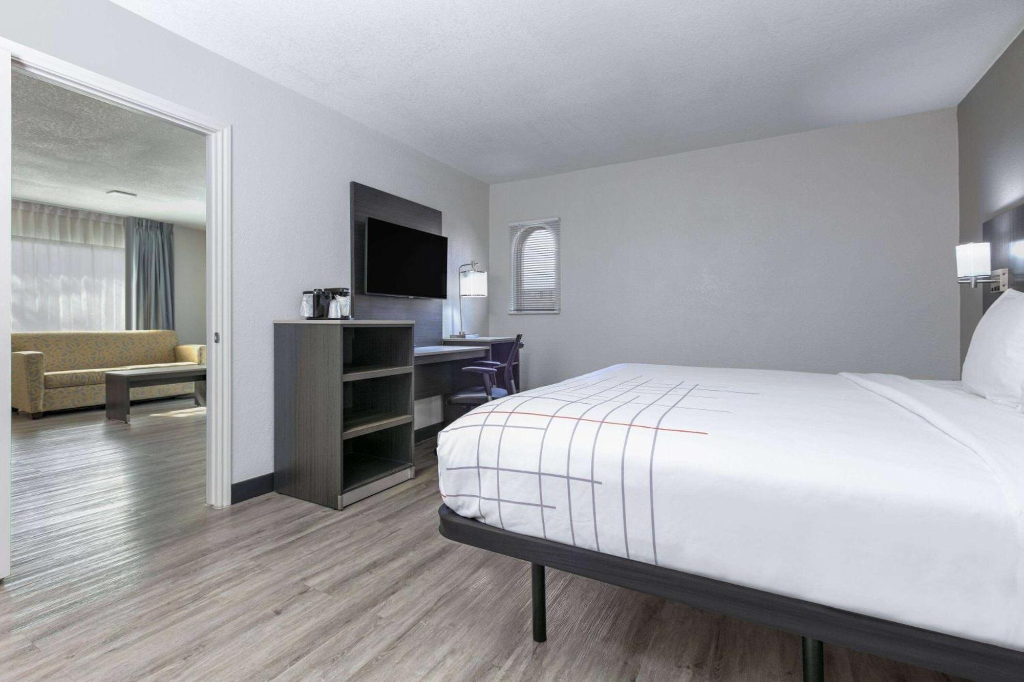 La Quinta Inn By Wyndham Dallas Uptown Dış mekan fotoğraf