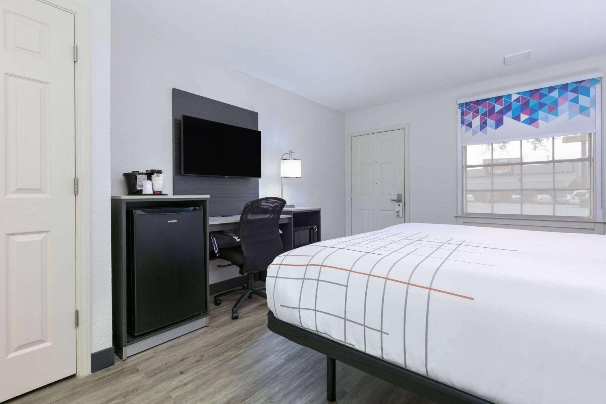 La Quinta Inn By Wyndham Dallas Uptown Dış mekan fotoğraf