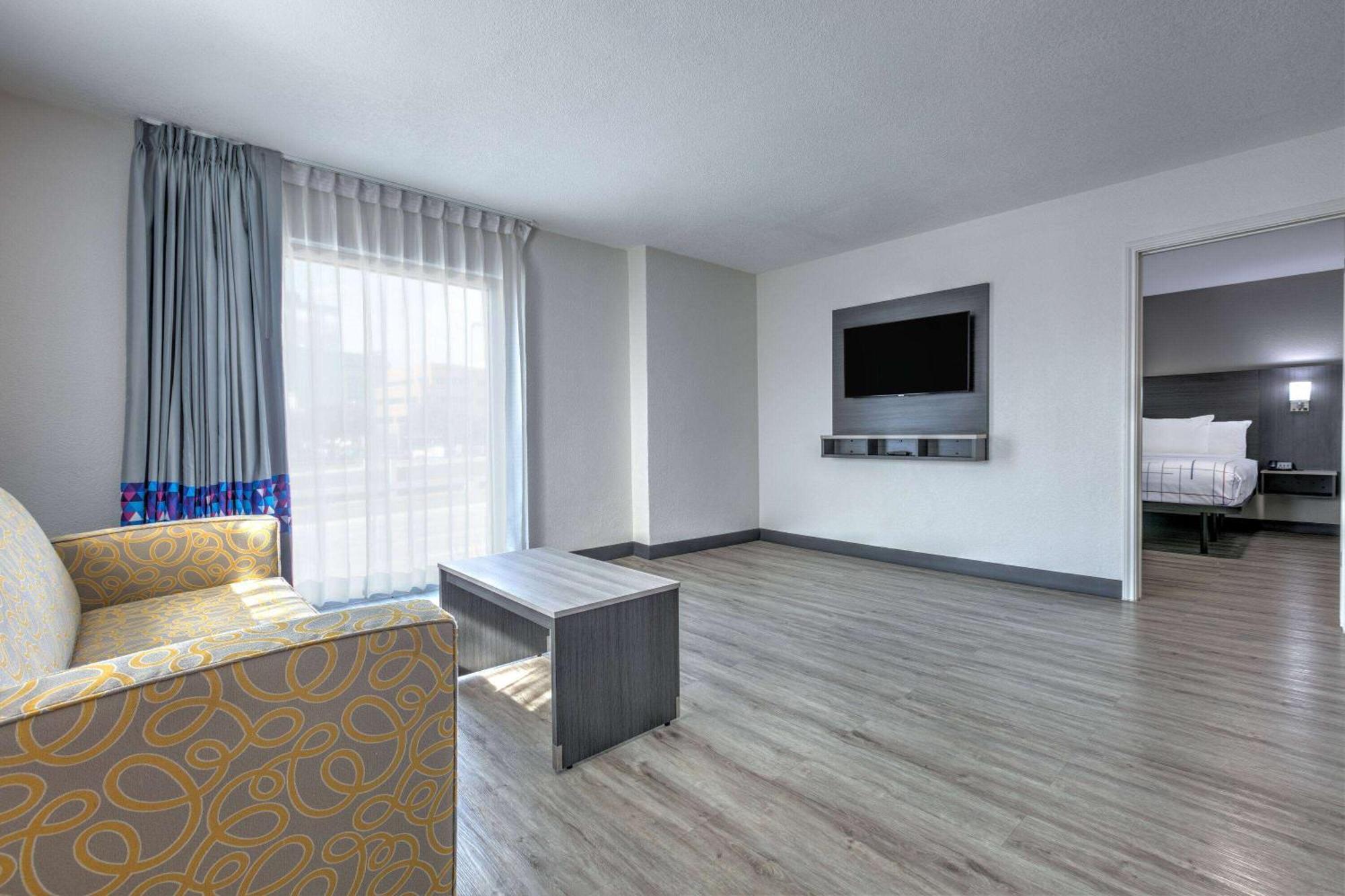 La Quinta Inn By Wyndham Dallas Uptown Dış mekan fotoğraf
