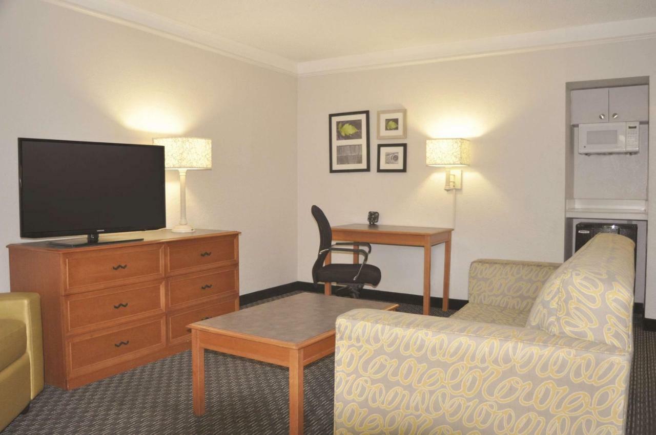 La Quinta Inn By Wyndham Dallas Uptown Dış mekan fotoğraf